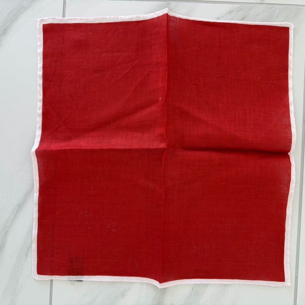 Elegant pocket square